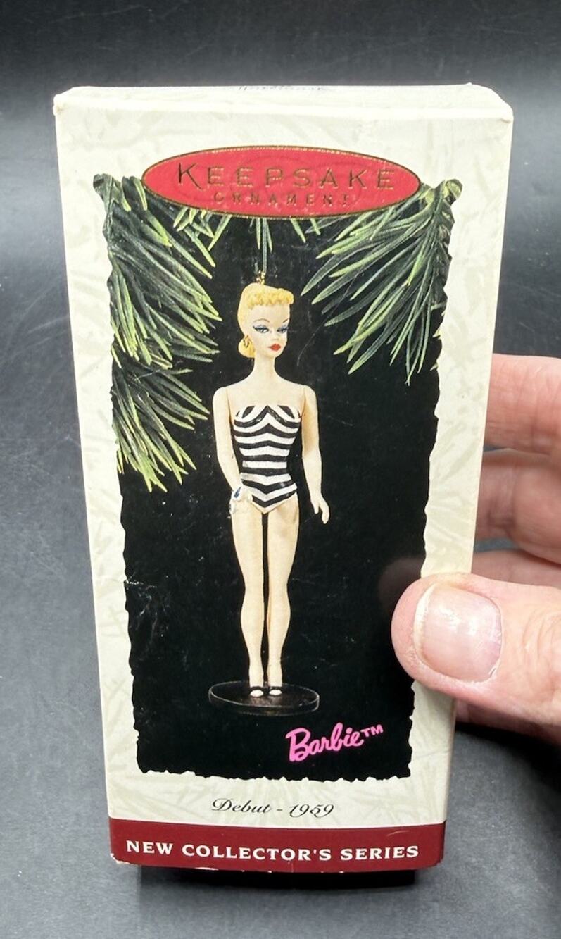 1994 Hallmark Keepsake Debut 1959 Barbie Replica Collector's Ornament -31D